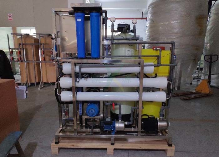 Anti Corrosive Desalination Water Treatment , 4000LPD Seawater Reverse Osmosis System
