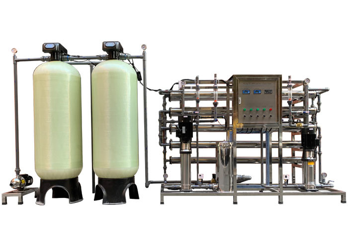 2000LPH Double Stage Water Treatment System RO Membrane Purification Machine For Dialysis Beverages Laboratory